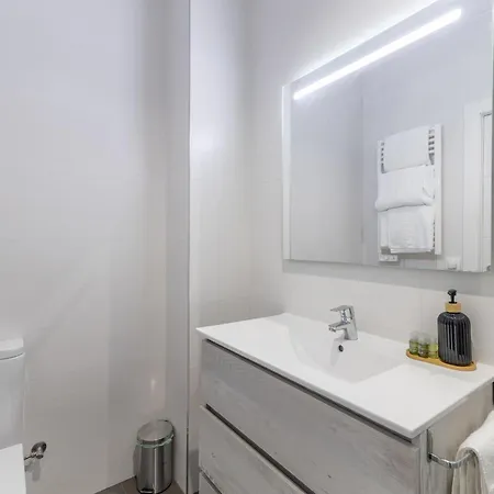XII De Octubre Apartment Madrid Extérieur photo